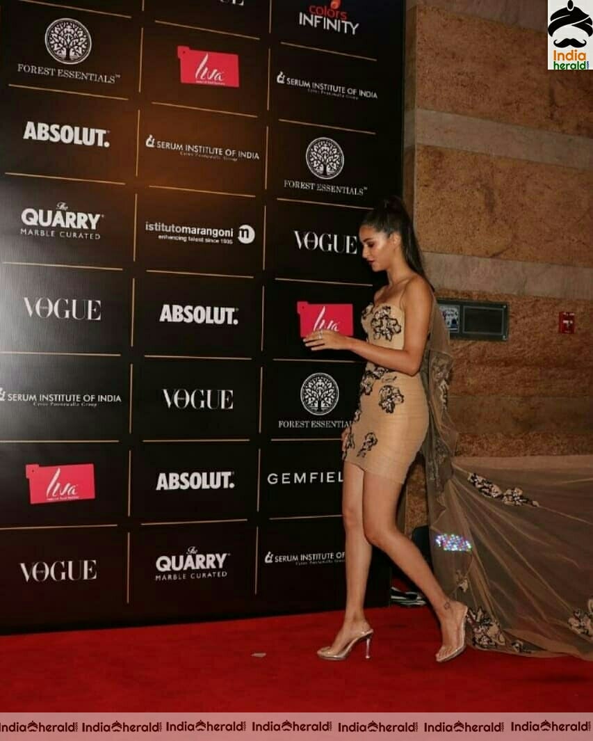 Ananya pandey Hot At Vogue women Of The Year Awards 2019