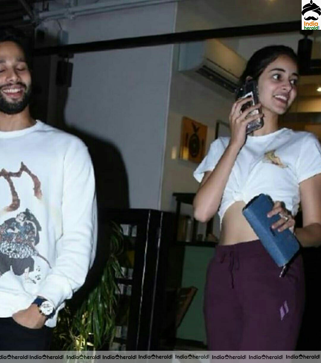 Ananya Pandey Spotted Outside At Andheri