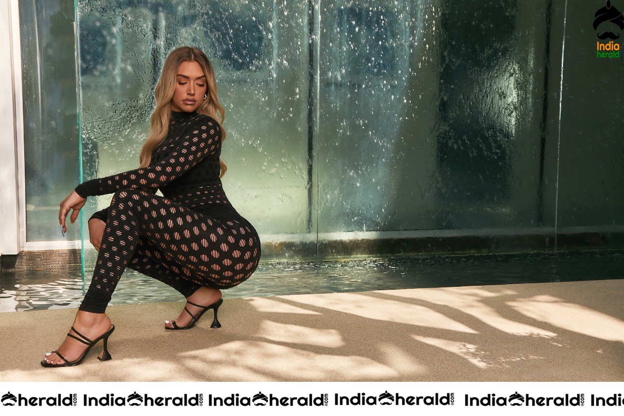 Anastasia Karanikolaou Campaign for her new footwear with EGO March 2020