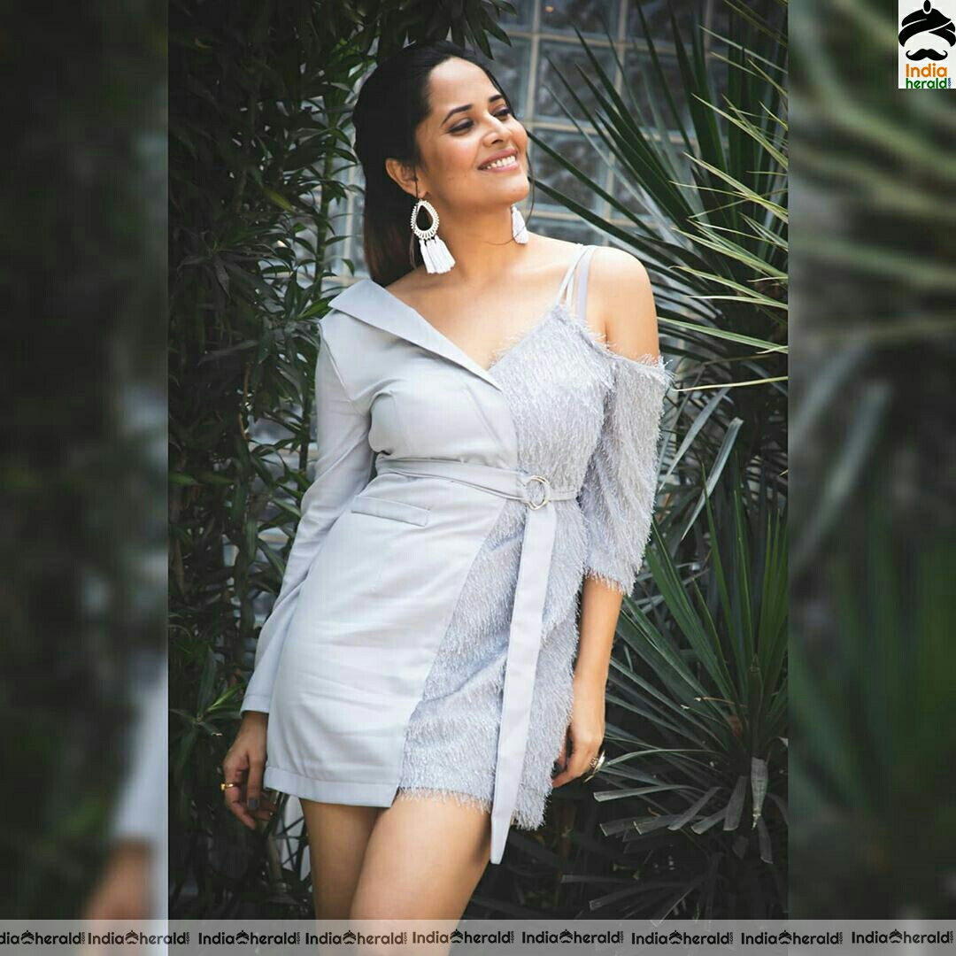 Anasuya Hot Sexy Thighs Show In Short Frock