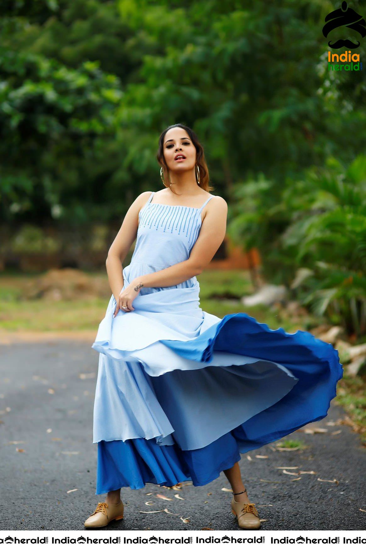 Anasuya Latest Hot Colorful Photoshoot Sizzling Photos Set 1