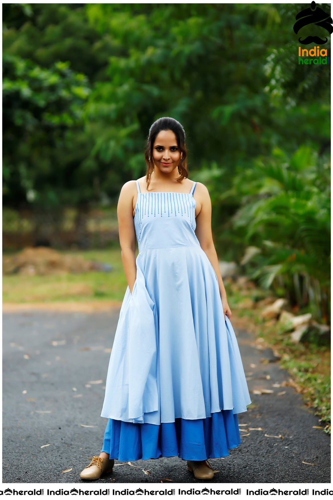 Anasuya Latest Hot Colorful Photoshoot Sizzling Photos Set 1