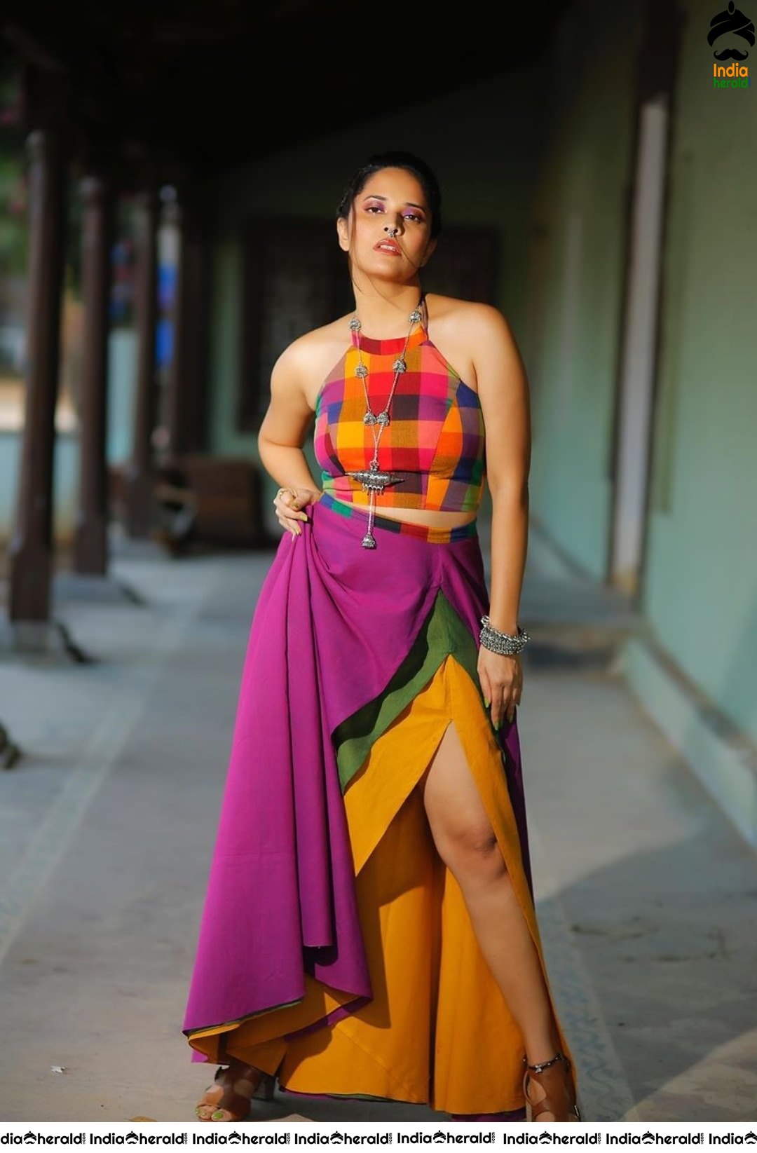 Anasuya Latest Hot Stills
