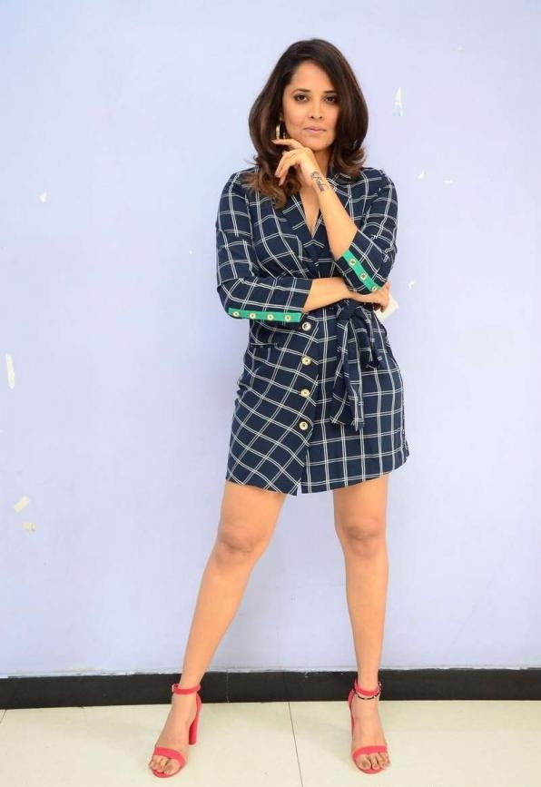 Anasuya Latest Hot Thighs Revealing Photoshoot Set 1