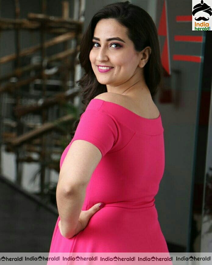 Anasuya Latest Pink Dress Photoshoot