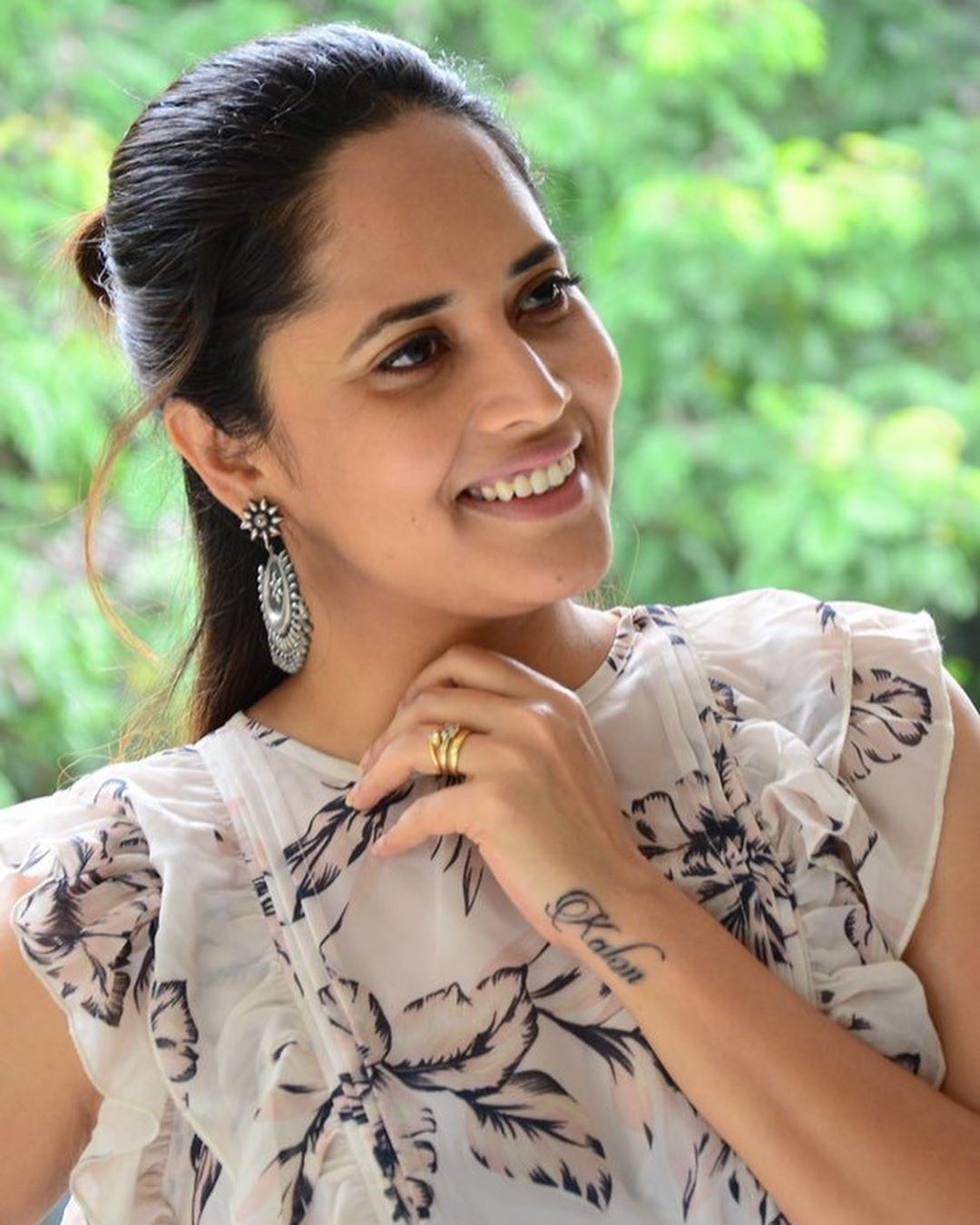 Anasuya Seducing Photoshoot At Begumpet