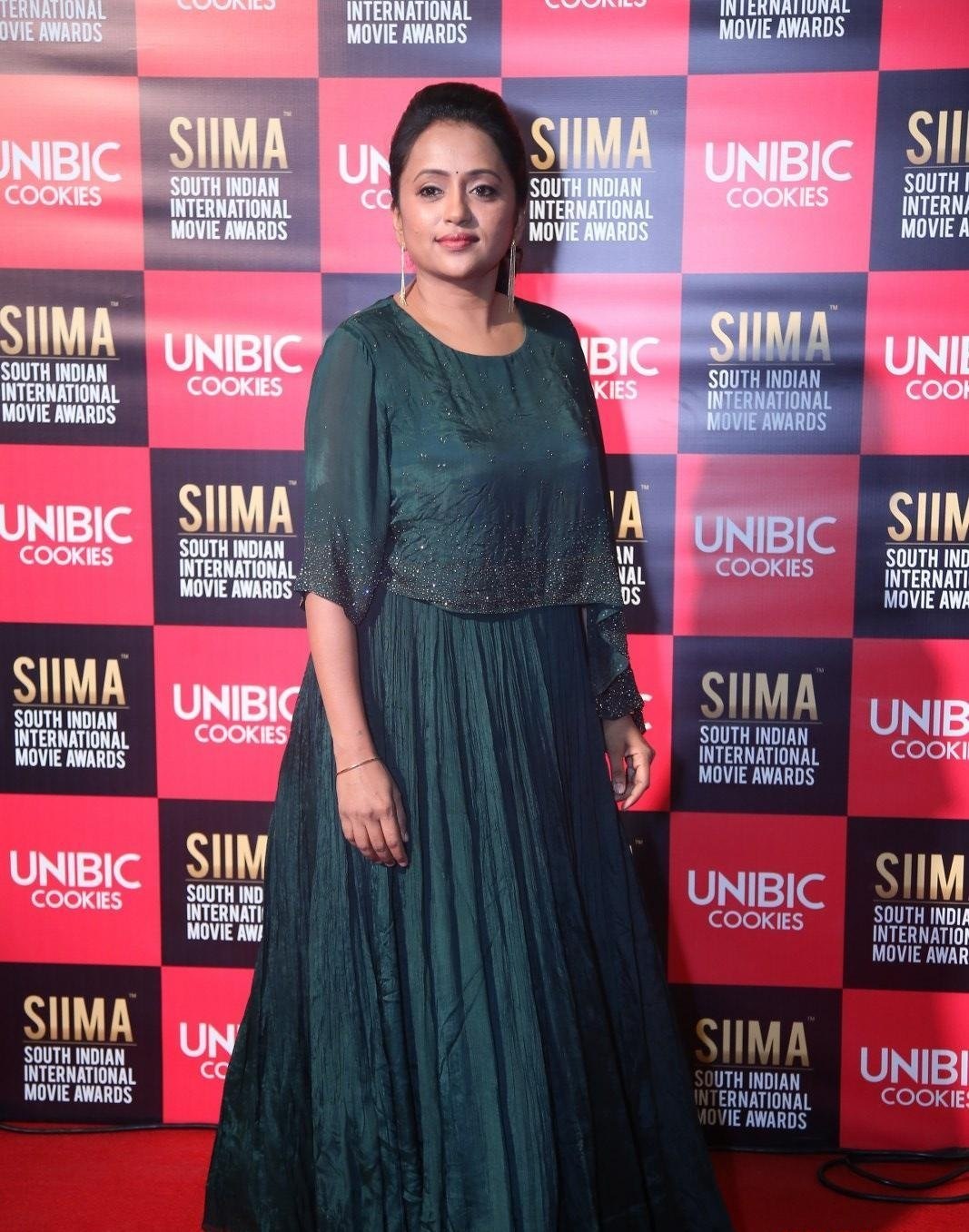 Anchor Suma Stills From SIIMA Awards 2019 Red Carpet