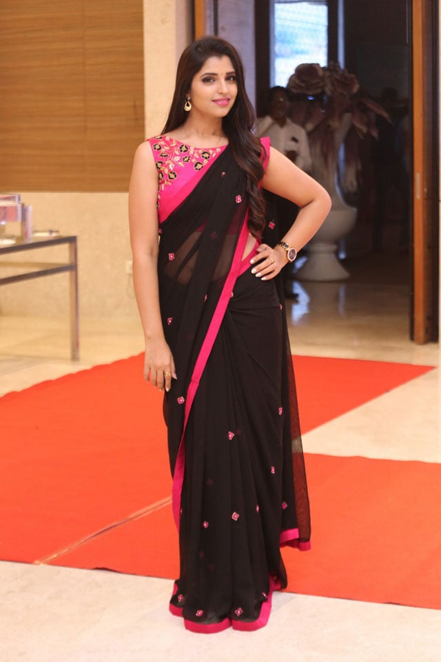 Anchor Syamala Latest Photo Stills