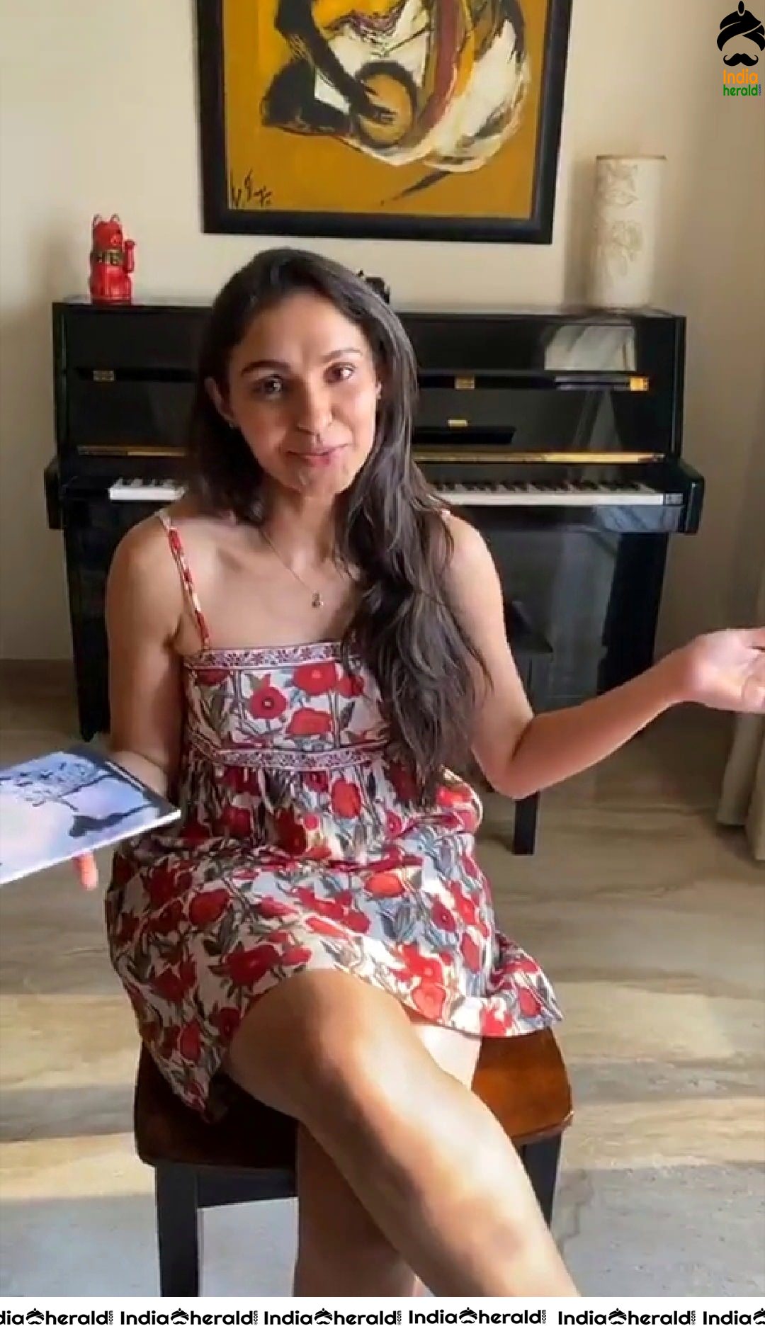 Andrea Jeremiah Live poetry reading session in a Hot Sleeveless Frock Photos