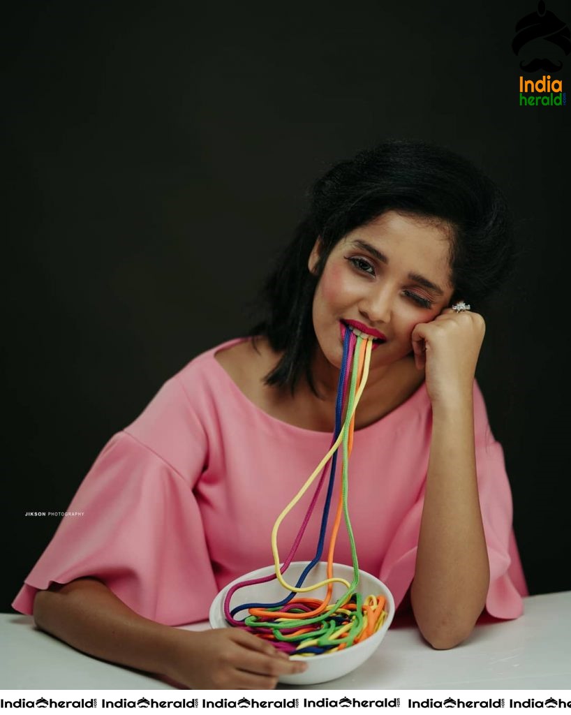 Anikha Surendra Latest Hot Photos Set 1