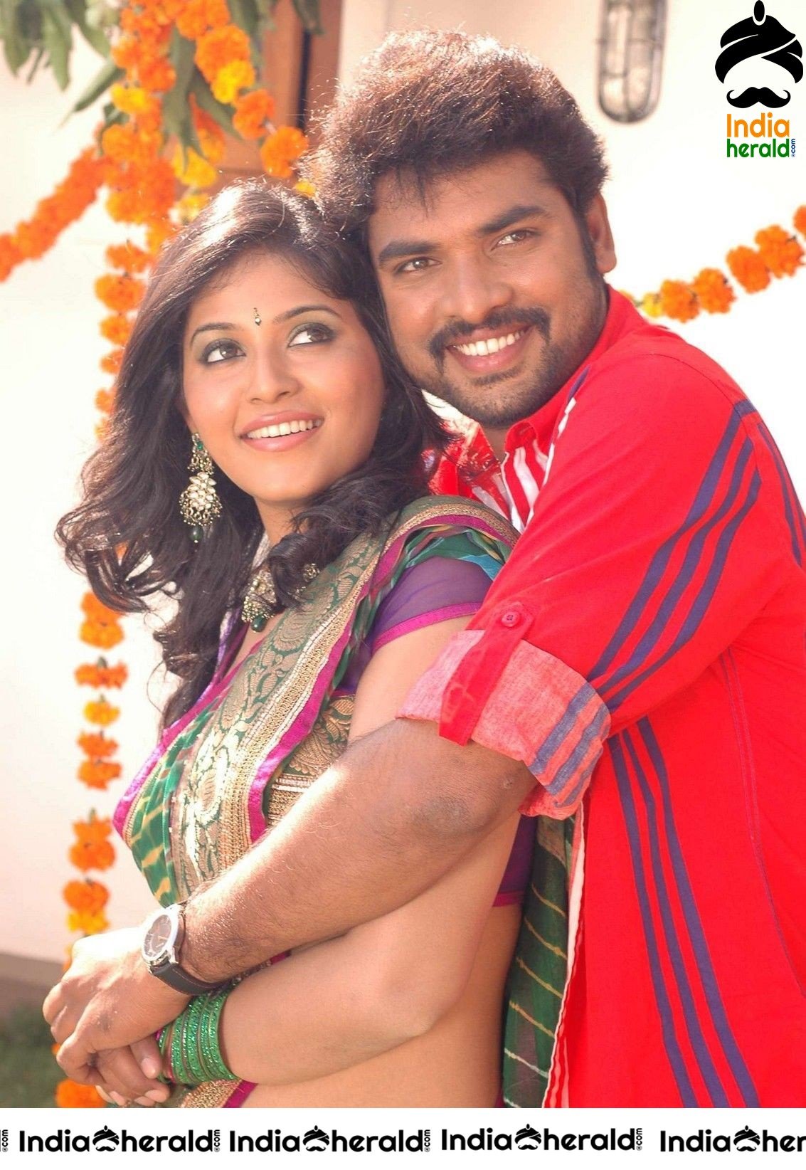 Anjali Hot Photos along with actor Vemal