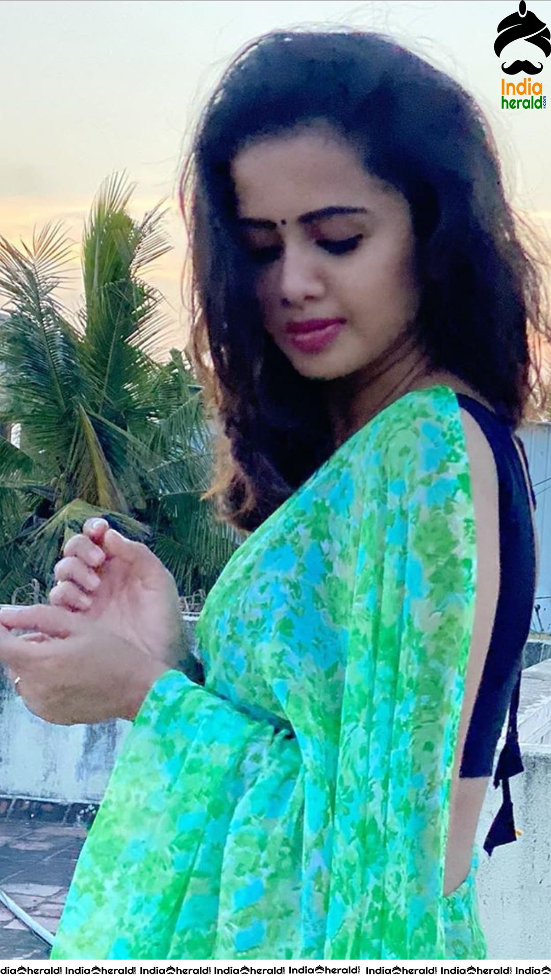 Anjana Rangan Hot and Cute Photos in Saree
