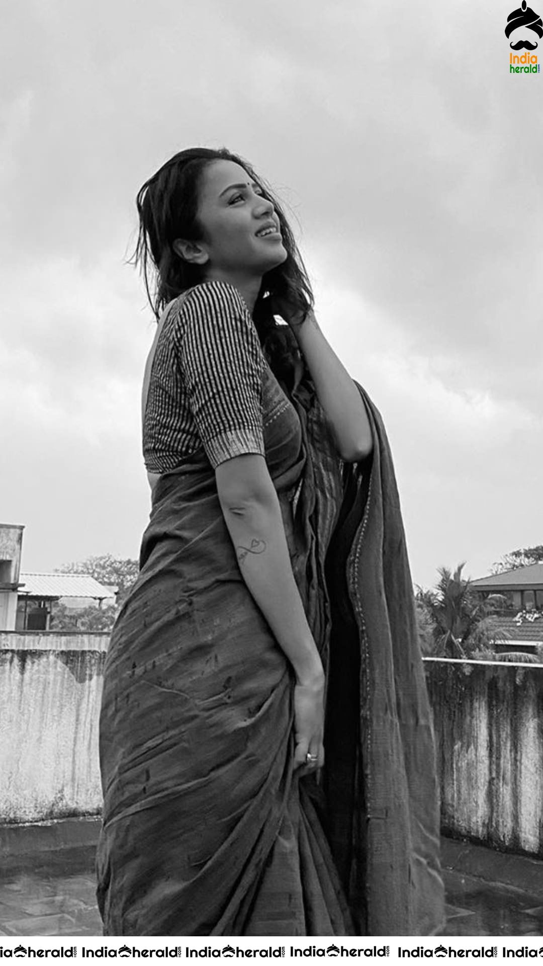 Anjana Rangan Hot Saree Photoshoot