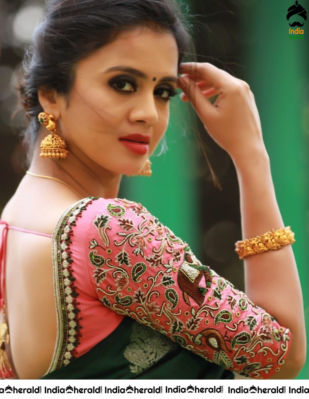 Anjana Rangan Latest Hot Hip Show Photos