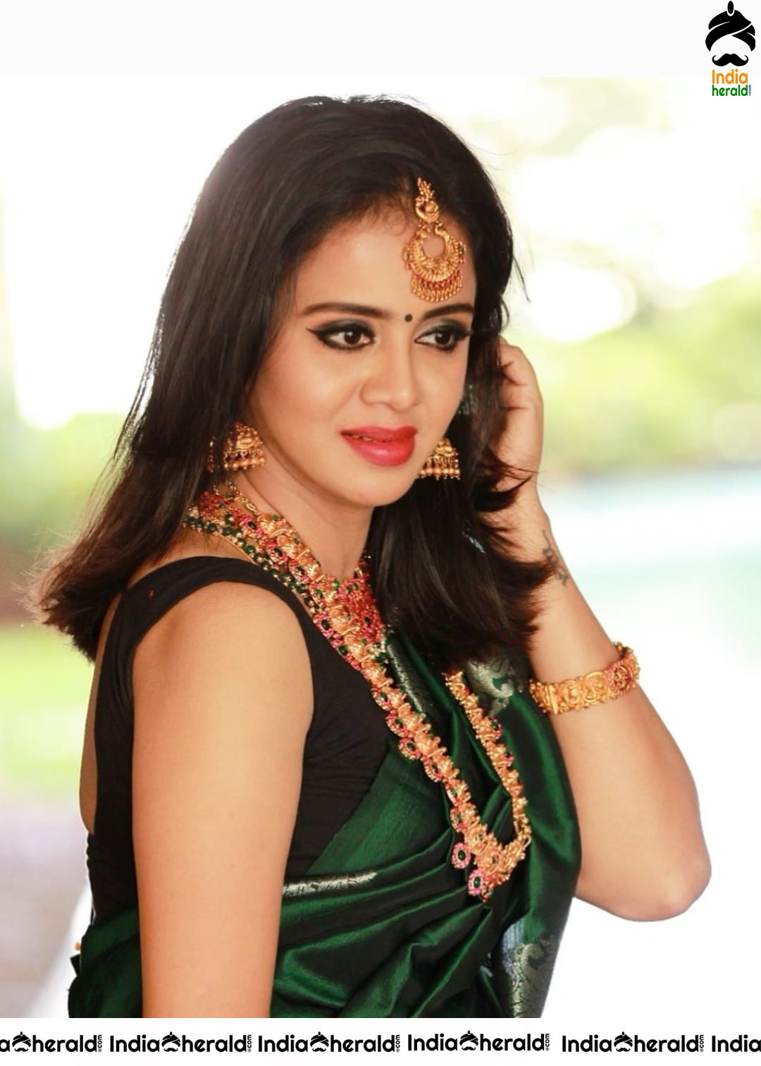 Anjana Rangan Latest Hot Hip Show Photos