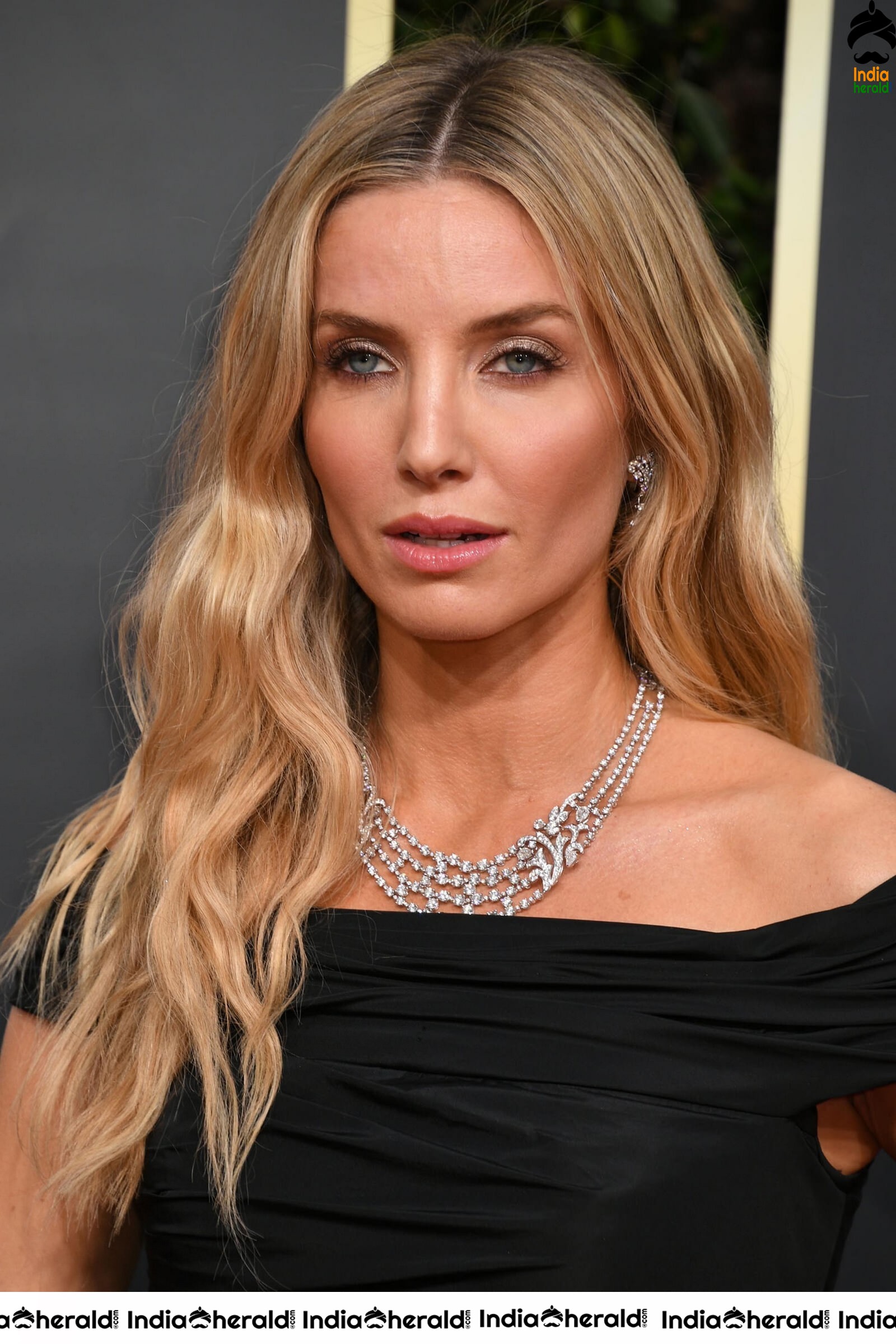 Annabelle Wallis at 77th Annual Golden Globe Awards in Beverly Hills Set 2