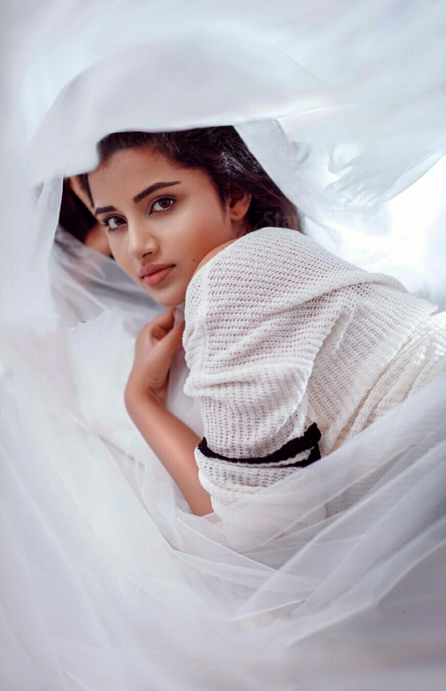 Anupama Hot And Wet Photoshoot Pics