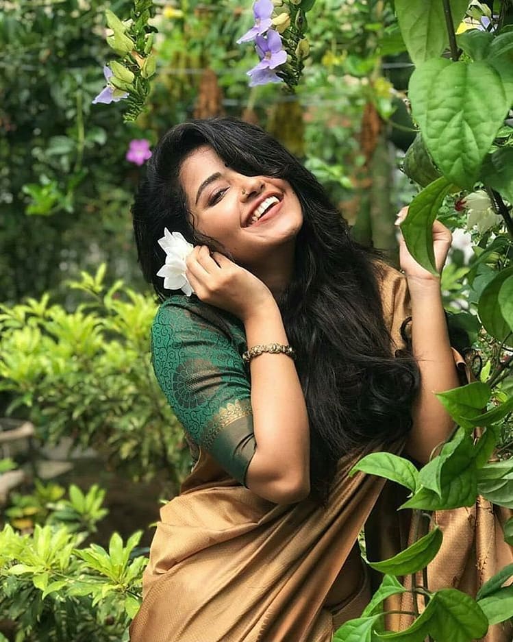 Anupama Parameswaran HD Images