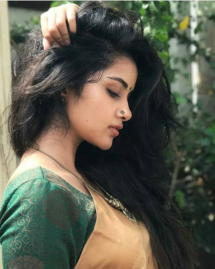 Anupama Parameswaran HD Images