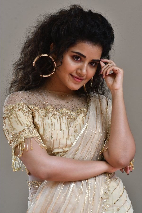 Anupama Parameswaran The Curly Haired Mallu Beauty Photoshoot Stills