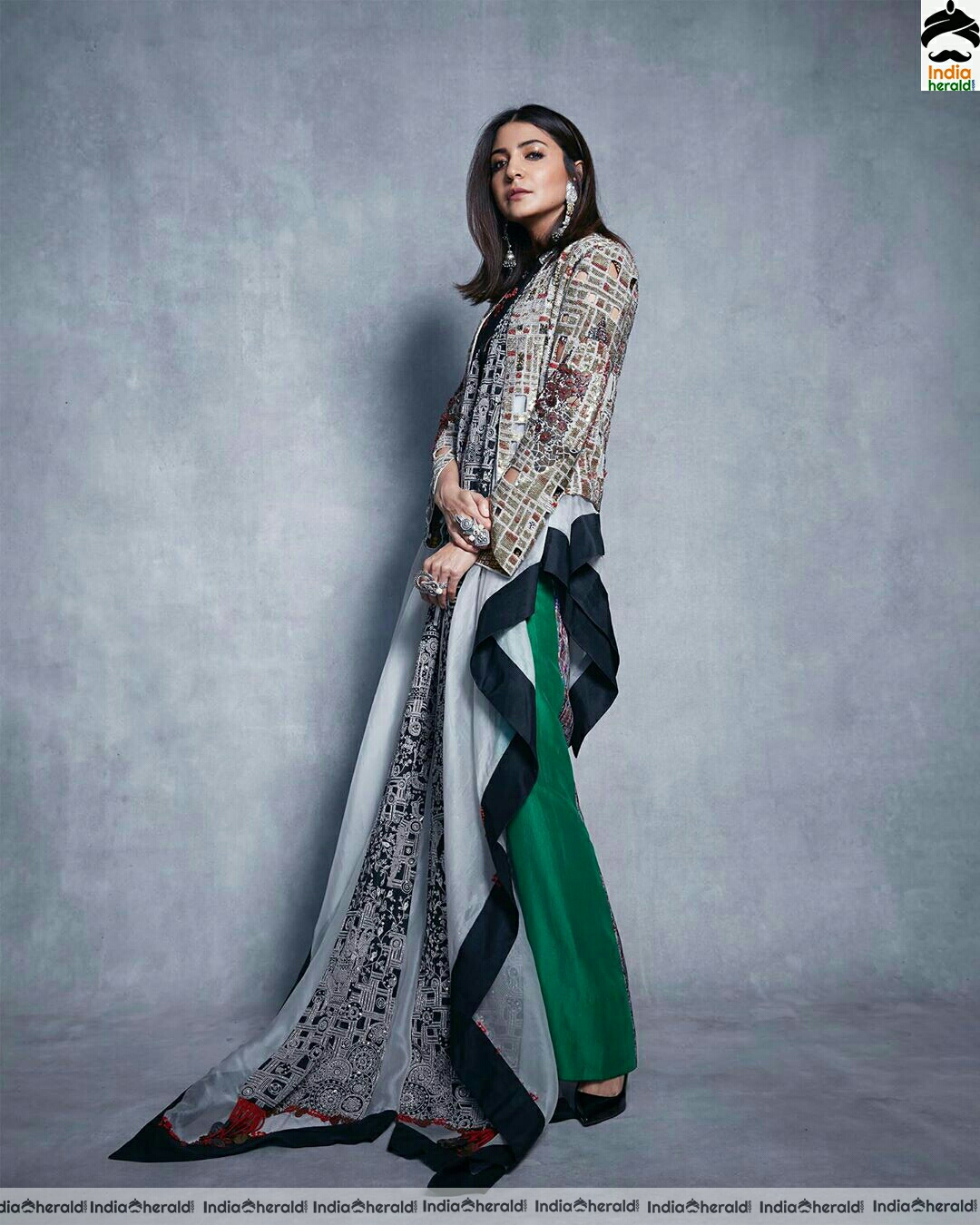 Anushka Sharma Hot Ash Glitter Dress Stills