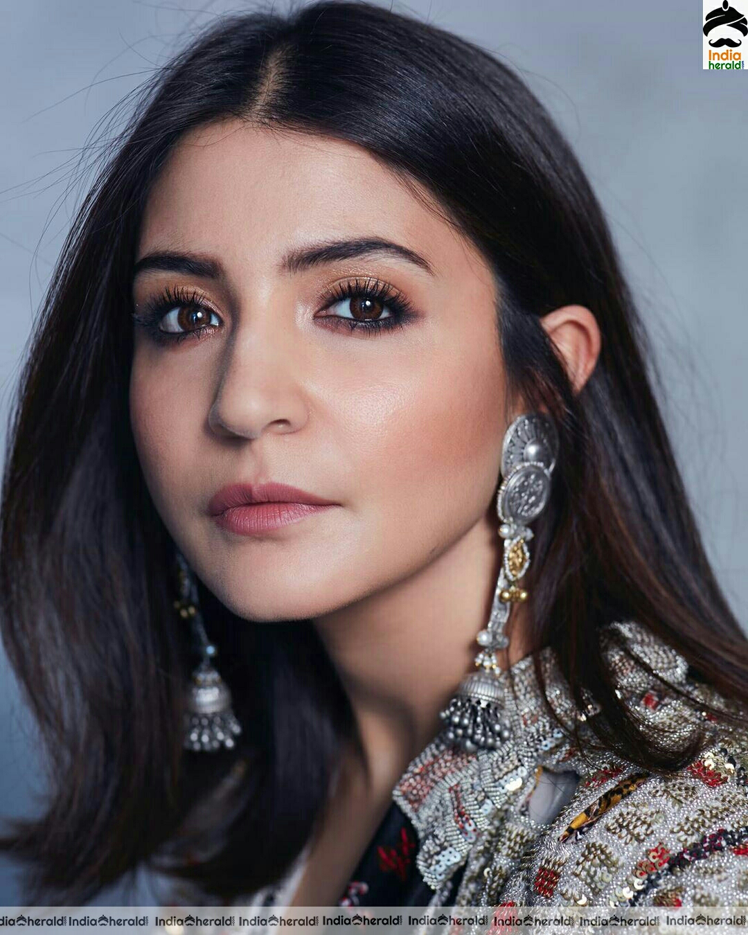 Anushka Sharma Hot Ash Glitter Dress Stills