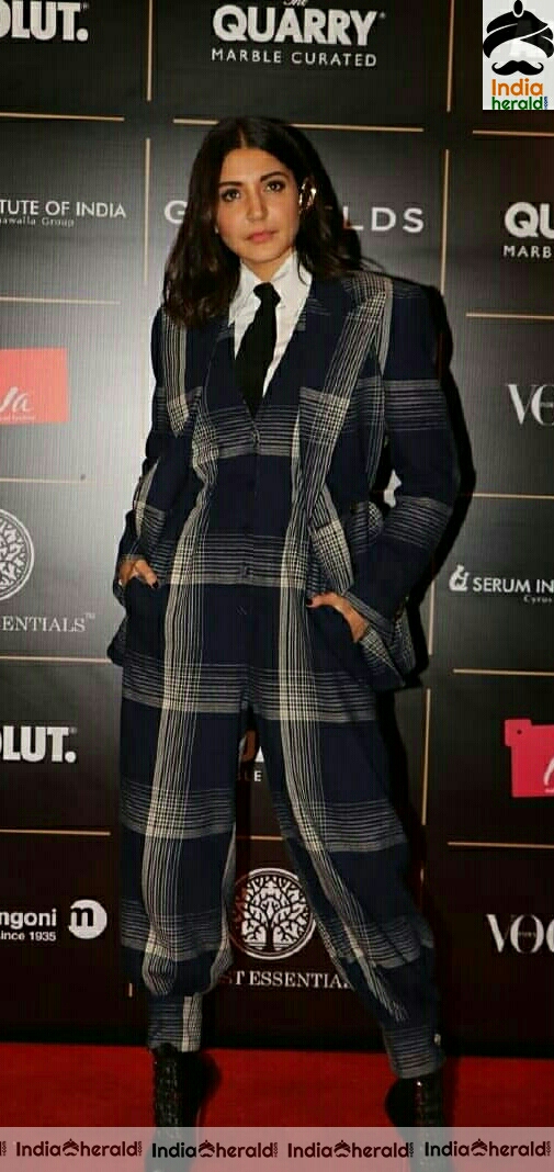 Anushka Sharma Hot At Vogue Women Of The Year Awards 2019