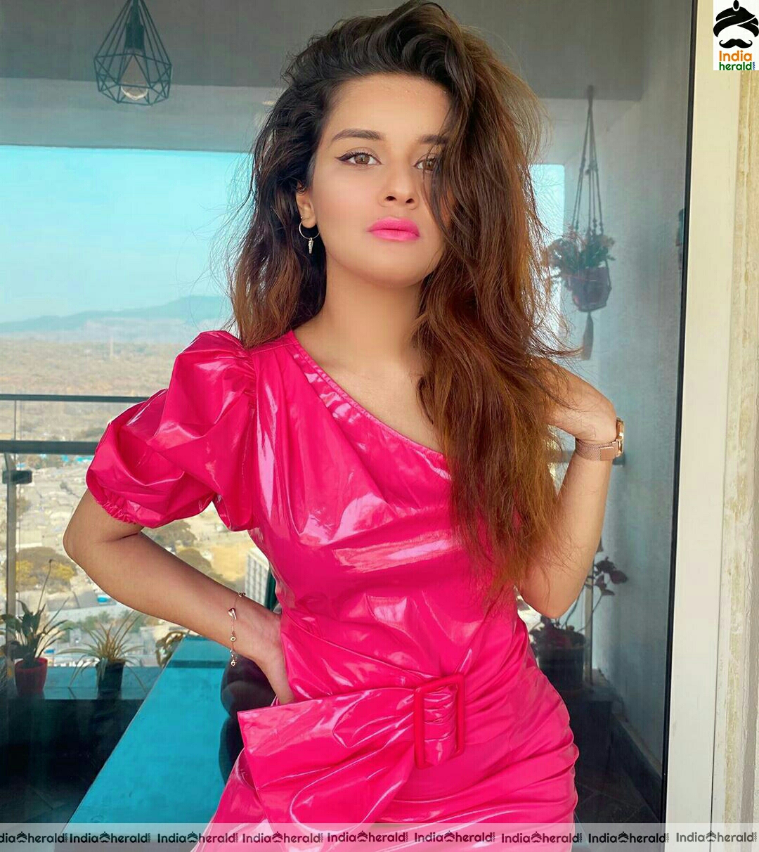 Anveet Kaur Latest Cute Stills