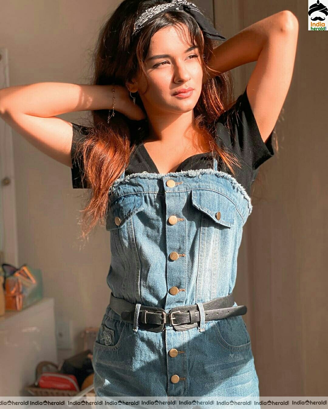 Anveet Kaur Latest Cute Stills