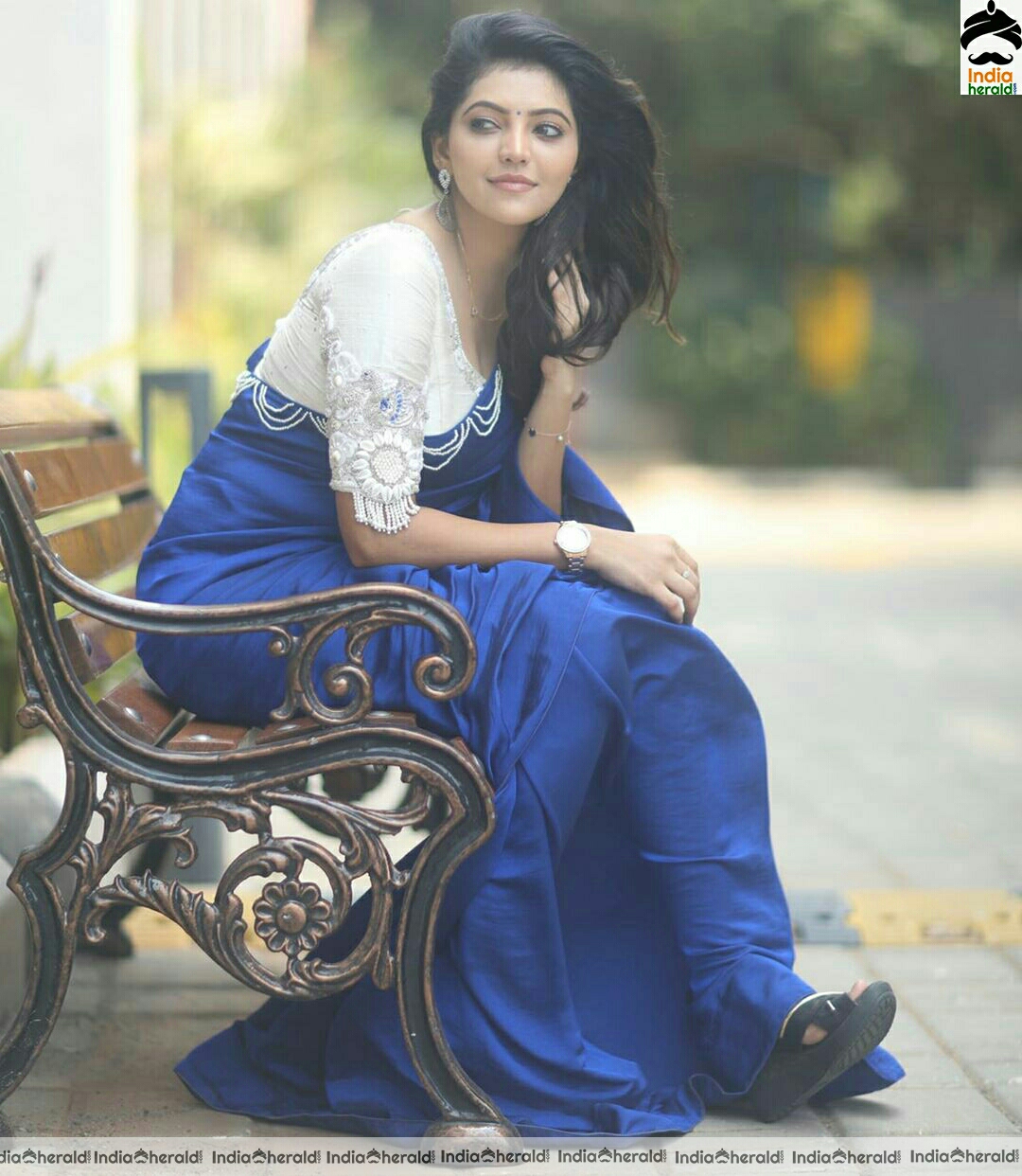 Athulya Ravi Latest Cute Blue Saree Stills