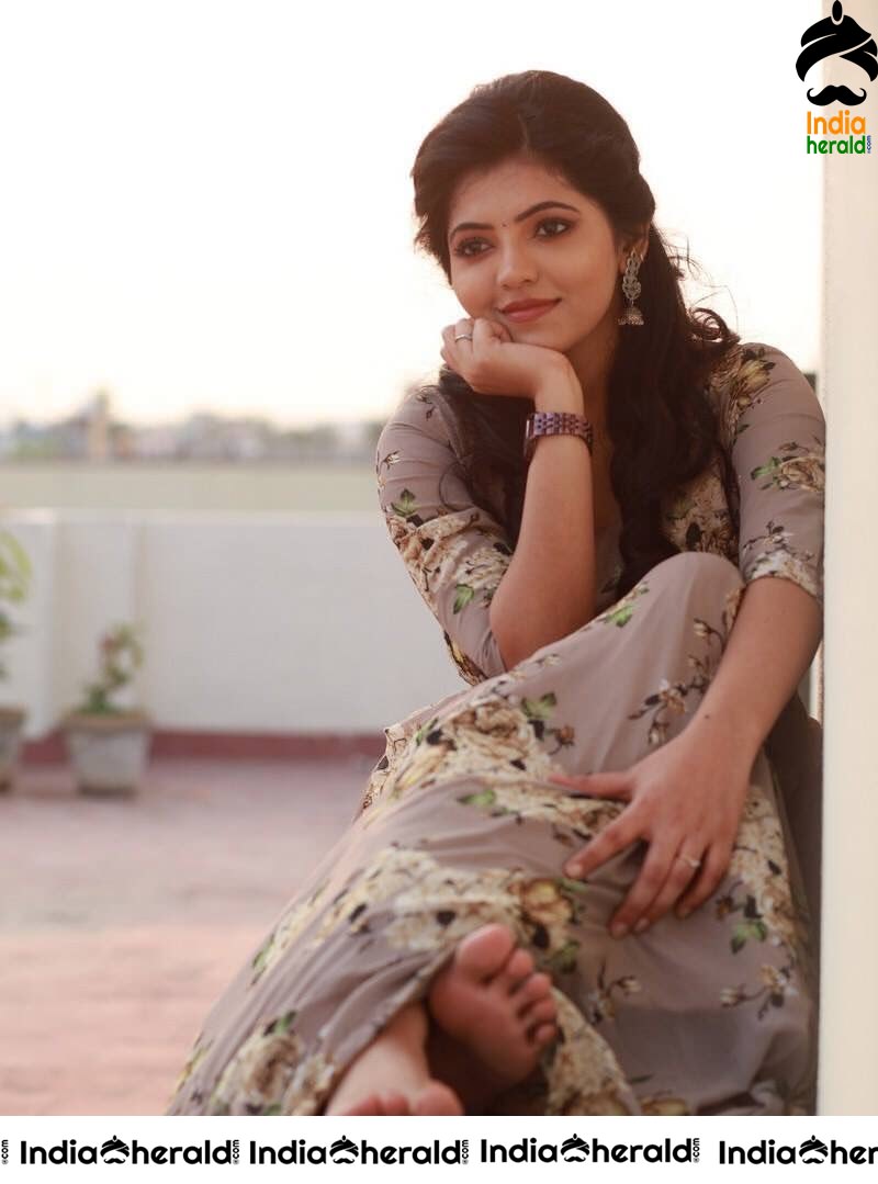 Athulya Ravi Latest Cute Photos