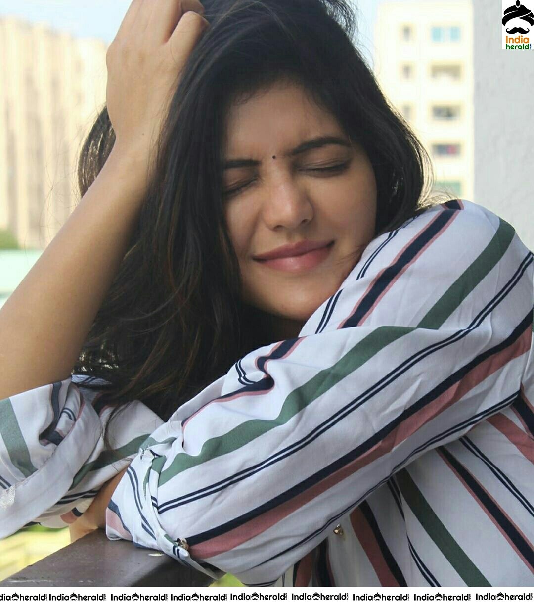 Athulya Ravi Latest Cute Stills