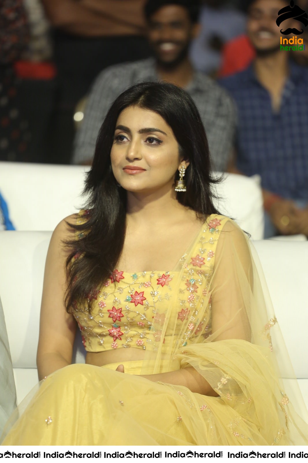 Avantika Mishra Flaunts her Teasing Waistline and Looks Hot at MMC Event Set 1