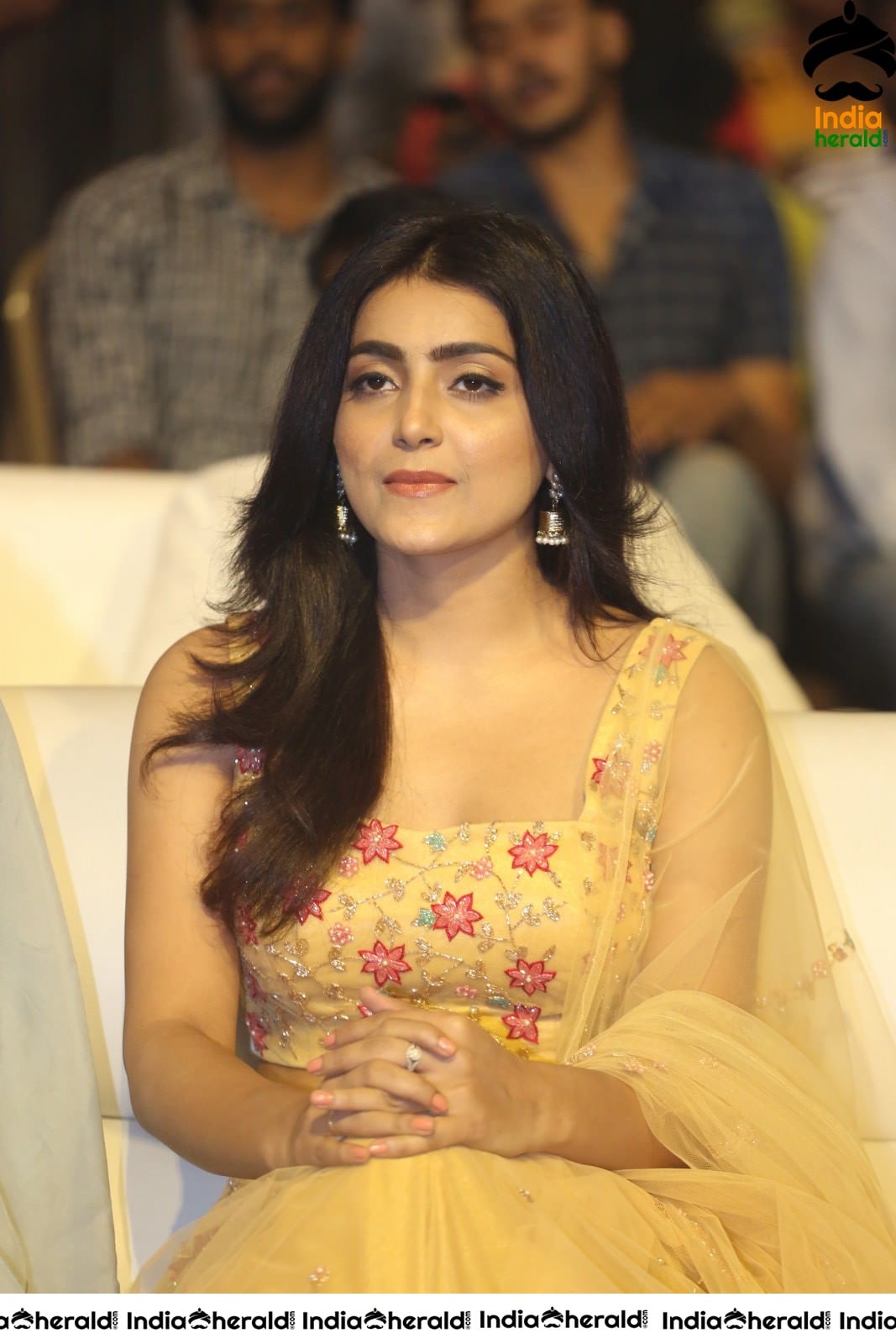 Avantika Mishra Flaunts her Teasing Waistline and Looks Hot at MMC Event Set 1