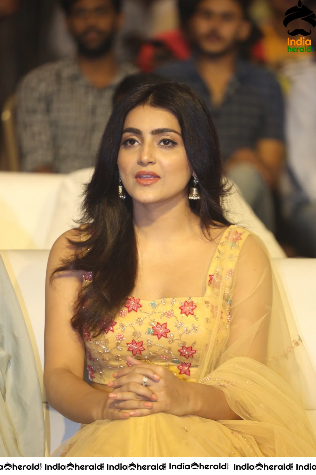 Avantika Mishra Flaunts her Teasing Waistline and Looks Hot at MMC Event Set 1
