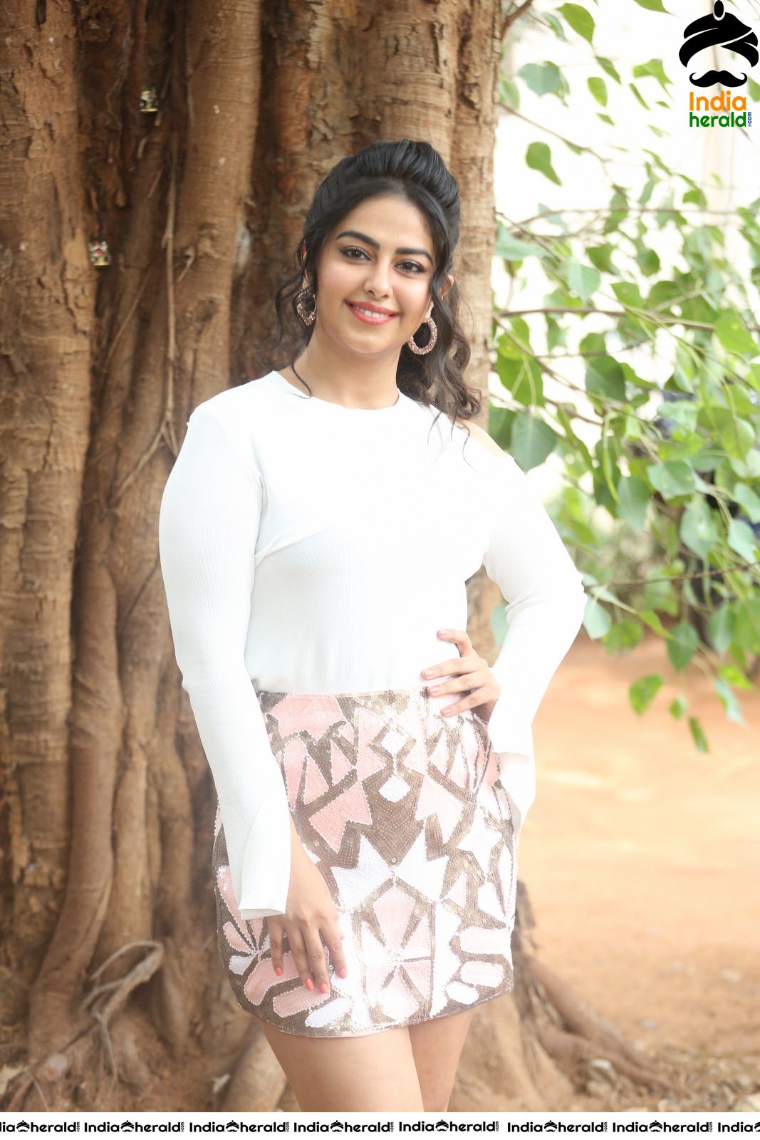 Avika Gor Latest Hot Thighs Show in White Dress Stills Set 1