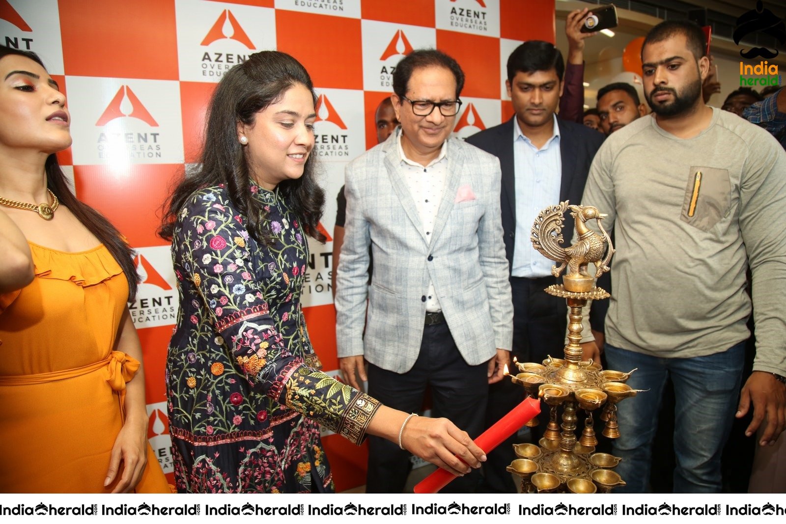 AZENT Overseas Educton Hyderbad Center Launch By Samantha Set 3
