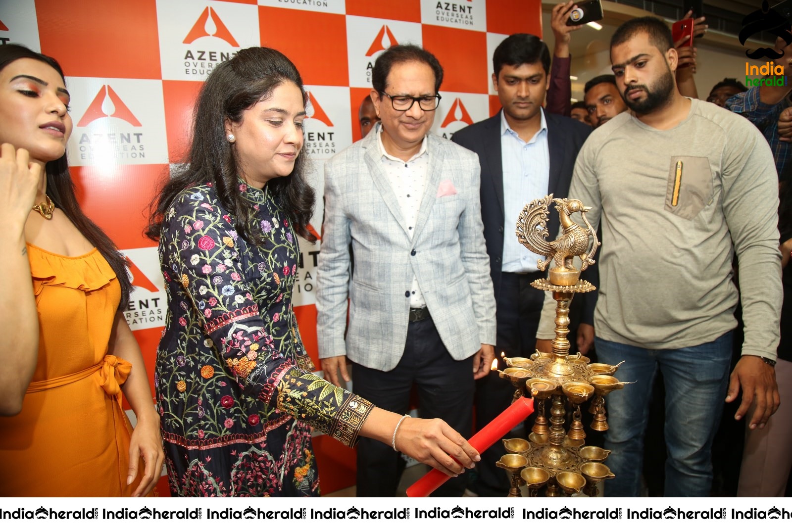 AZENT Overseas Educton Hyderbad Center Launch By Samantha Set 3