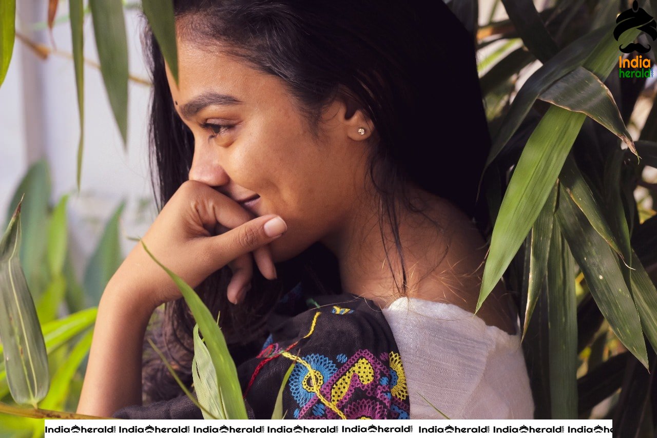 Beautiful Latest Photoshoot of Gayathrie Shankar