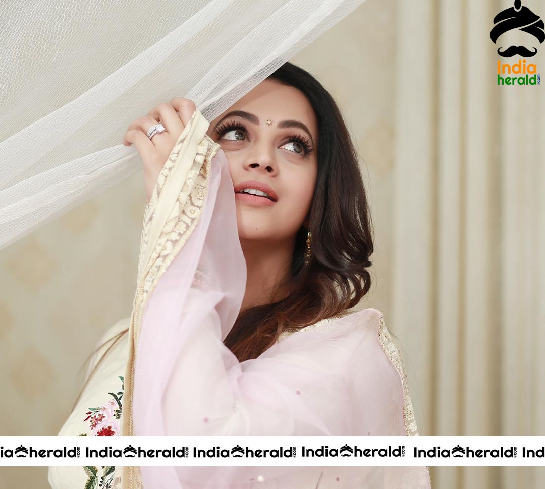 Bhavana Looking Elegant In White Photoshoot Set 2