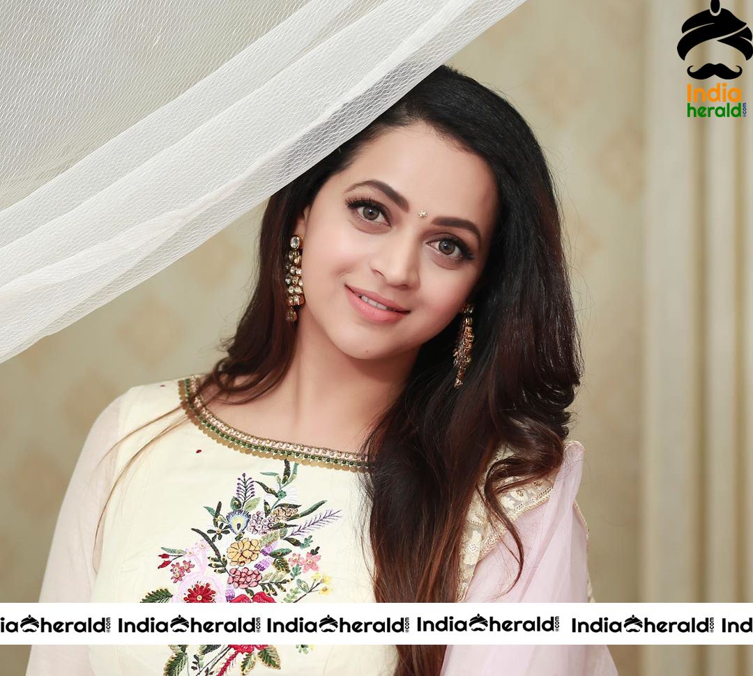Bhavana Looking Elegant In White Photoshoot Set 2