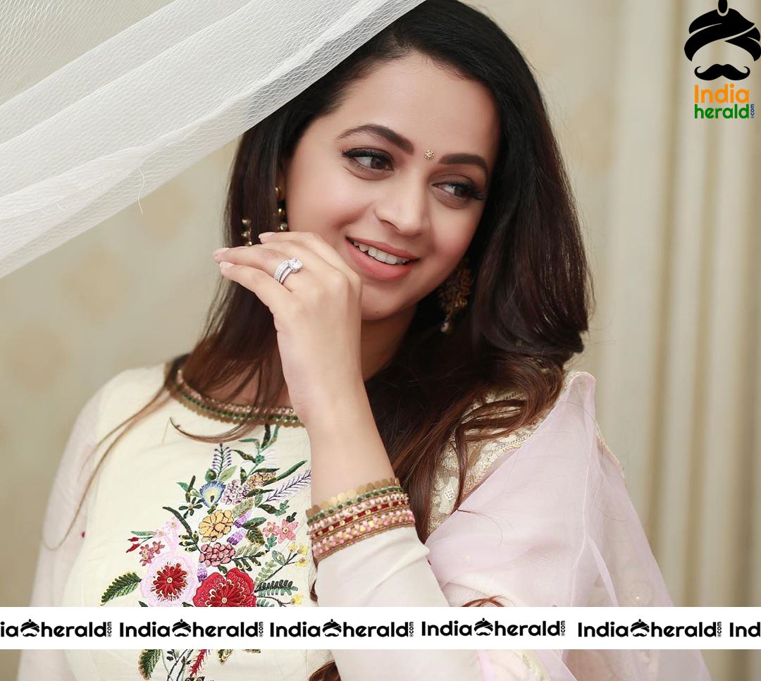 Bhavana Looking Elegant In White Photoshoot Set 2
