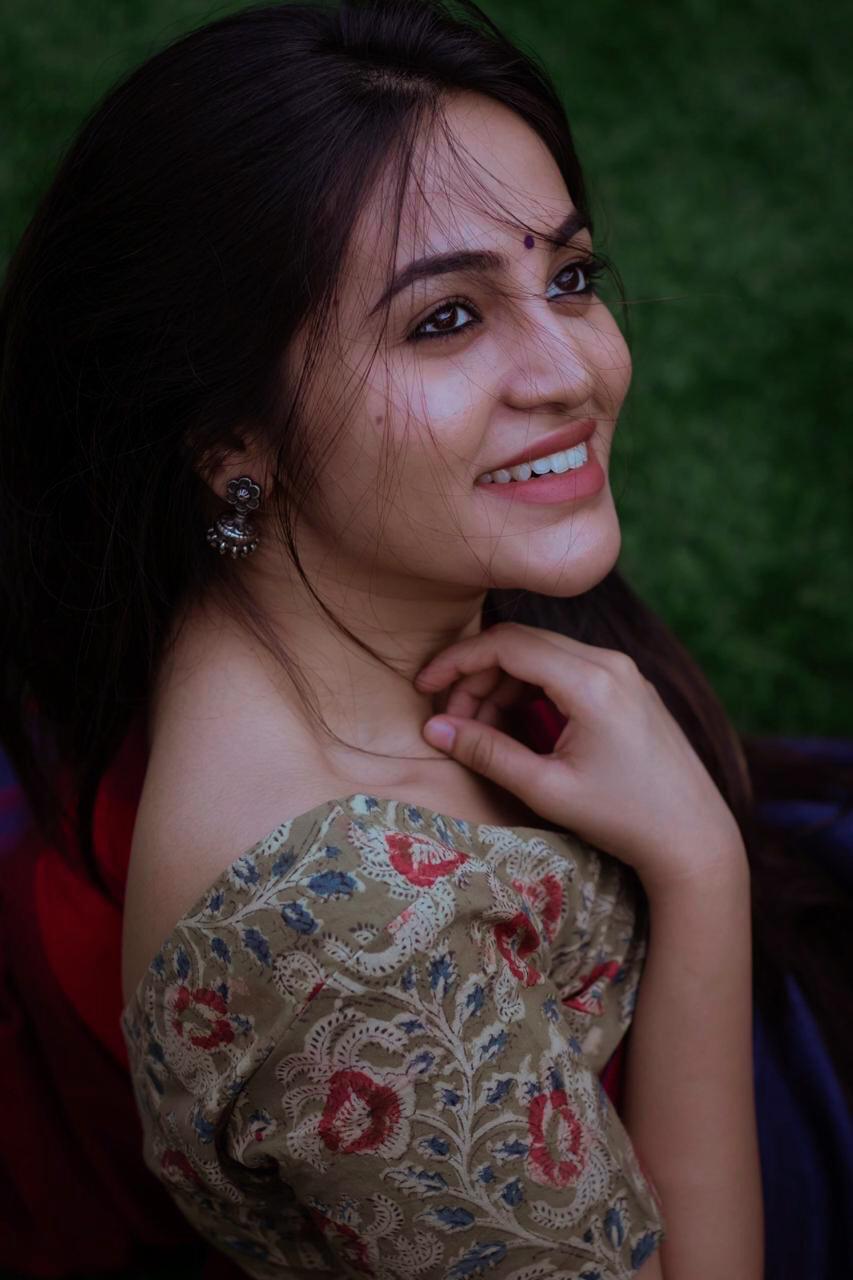 Bhavani Sre Seducing In Her Latest Photos