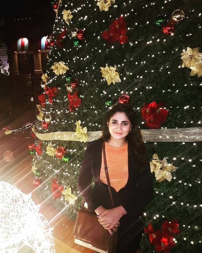 Bigg Boss Babe Losliya Unseen Rare Photos