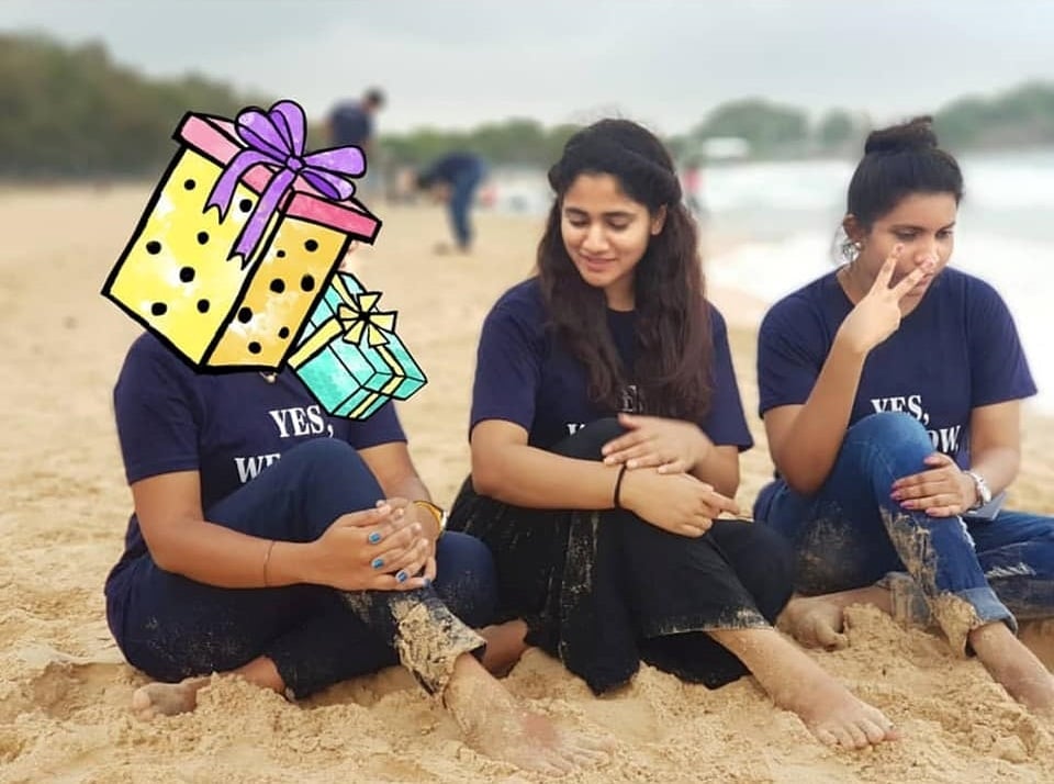 Bigg Boss Babe Losliya Unseen Rare Photos