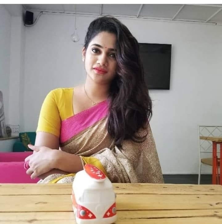 Bigg Boss Babe Losliya Unseen Rare Photos