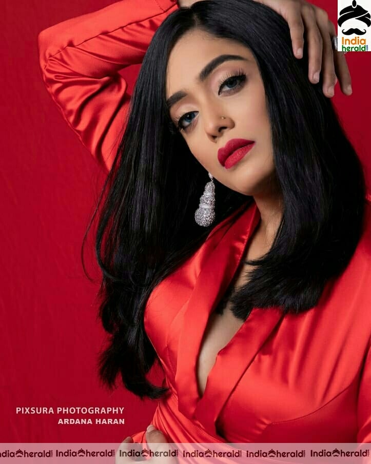 Bigg Boss Fame Abhirami Red Hot Stills