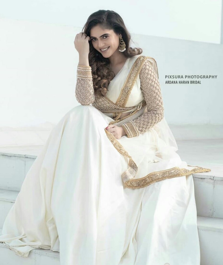 Bigg Boss Fame Sherin In Latest White Photoshoot