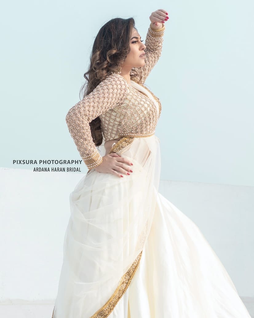 Bigg Boss Fame Sherin In Latest White Photoshoot
