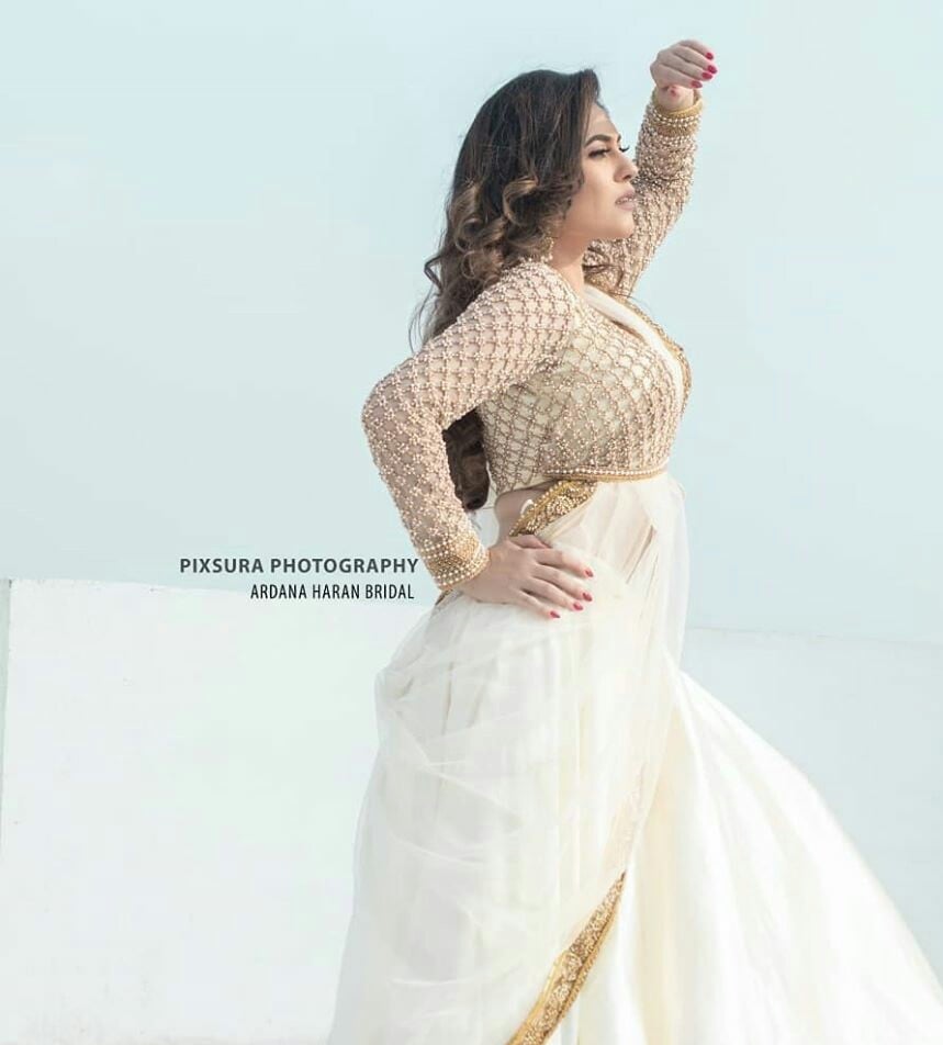 Bigg Boss Fame Sherin In Latest White Photoshoot